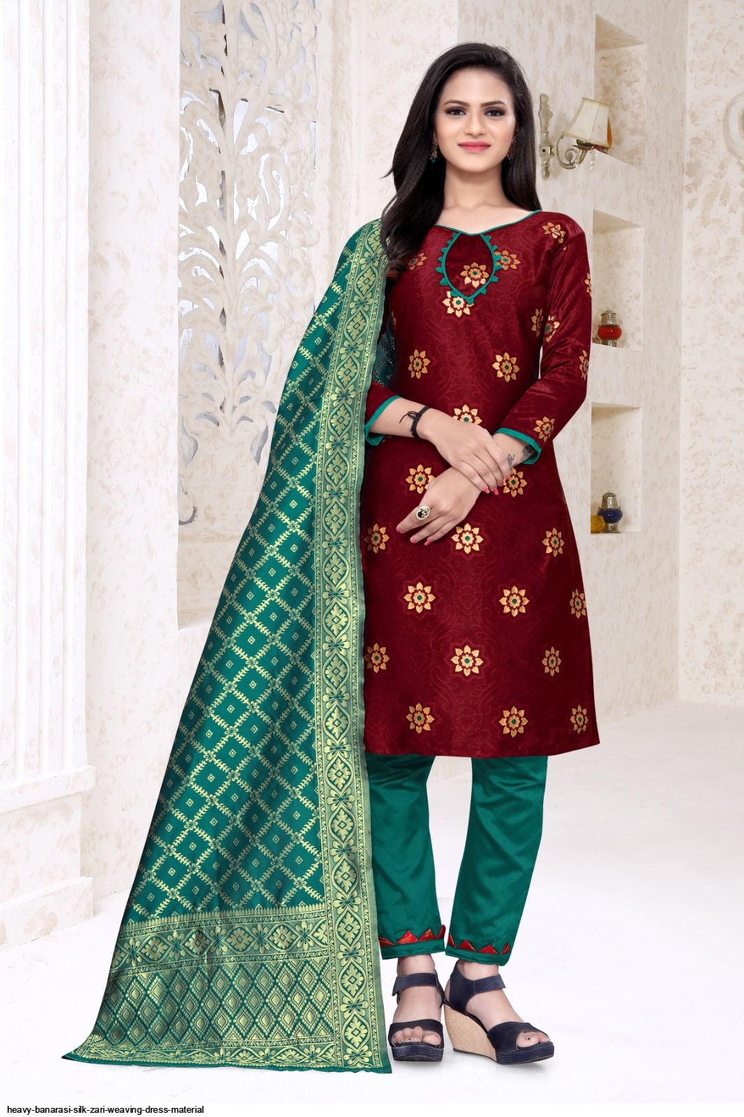 Banarasi Dress Materials at Rs 950 | Dress Material in Thane | ID:  21633281048