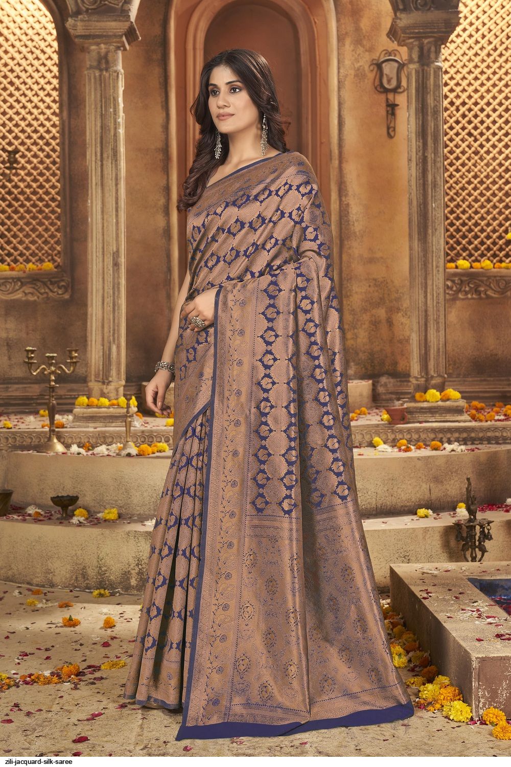 Temple Woven Jacquard Silk Saree For Party Wear – Cygnus Fashion