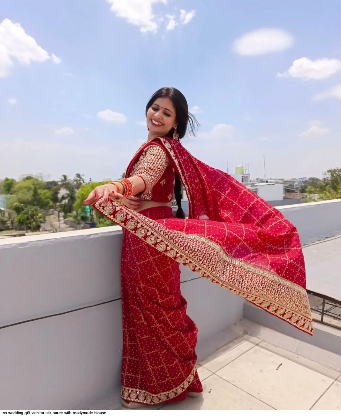 Readymade Saree For Wedding: न चुन्नट की टेंशन न सेटिंग का झंझट, बस 5 मिनट  में हों हर फंक्शन के लिए तैयार | readymade saree for wedding you must have  in your