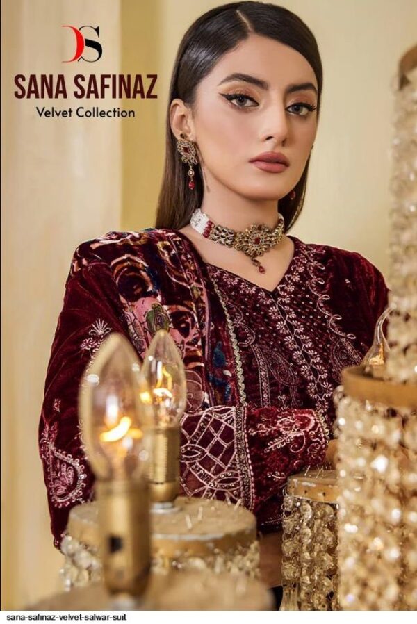 SANA SAFINAZ VELVET SALWAR SUIT AMAZING CATALOGUE 2023