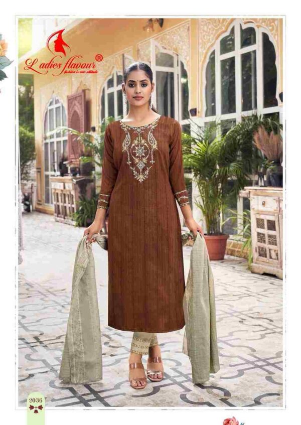 2024 03 05 16 28 07 parampara 2 ladies flavour dresses wholesaleprice 2036.jpeg