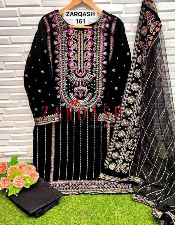 z 2023 10 26 17 54 43 zarqash hit design z 161 zarqash pakistani wholesaleprice z 161.jpeg