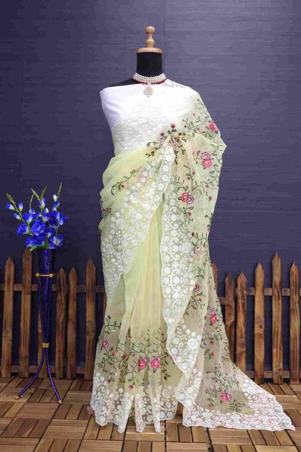 2023 12 13 16 42 10 prachi fashid wholesale sarees wholesaleprice 05.jpeg