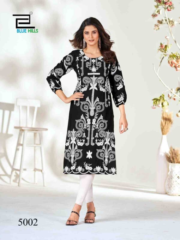 2024 04 26 14 47 21 kiara 5 blue hills kurtis wholesaleprice 5002.jpeg