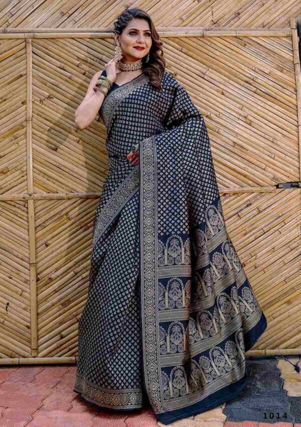 2024 05 01 13 15 07 starwalk 2 fashid wholesale sarees wholesaleprice 1014.jpeg