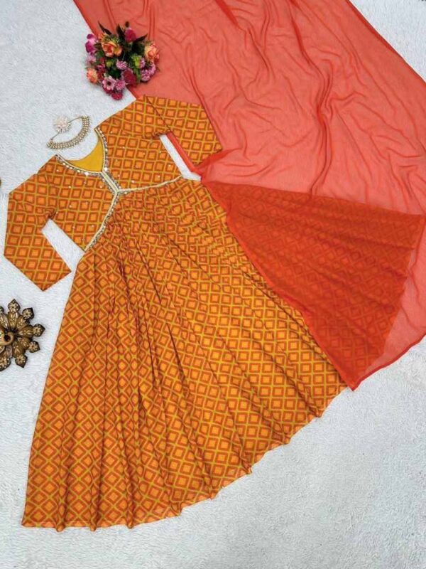 2024 05 08 15 51 16 5627 fashid wholesale gown wholesaleprice 01 open 2.jpeg