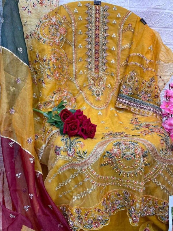 2023 04 12 14 44 39 hoor tex hit design or 08 hoor tex pakistani wholesaleprice 08 open.jpeg