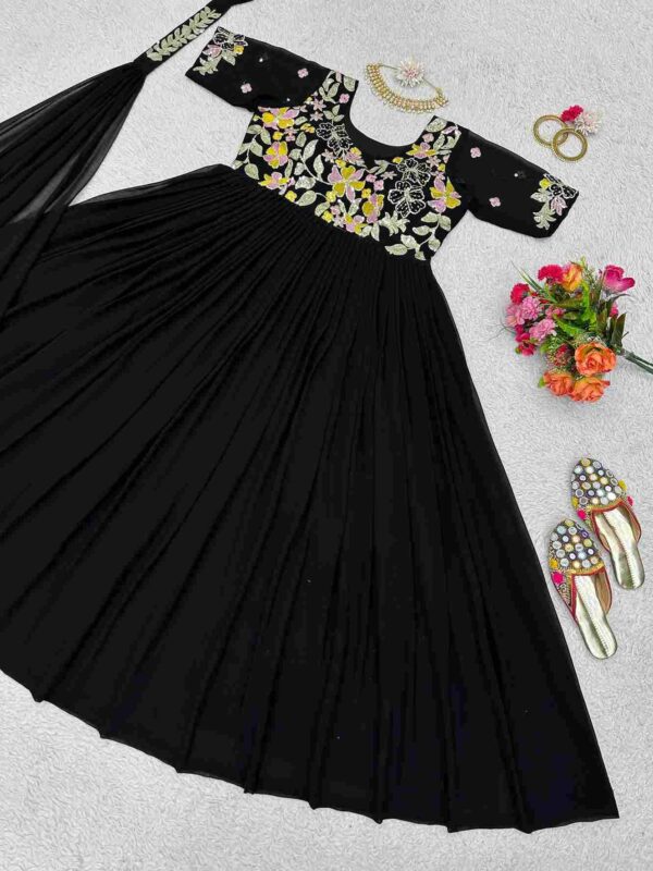 2024 10 02 16 11 43 k 1422 fashid wholesale gown wholesale price 01 open.jpeg