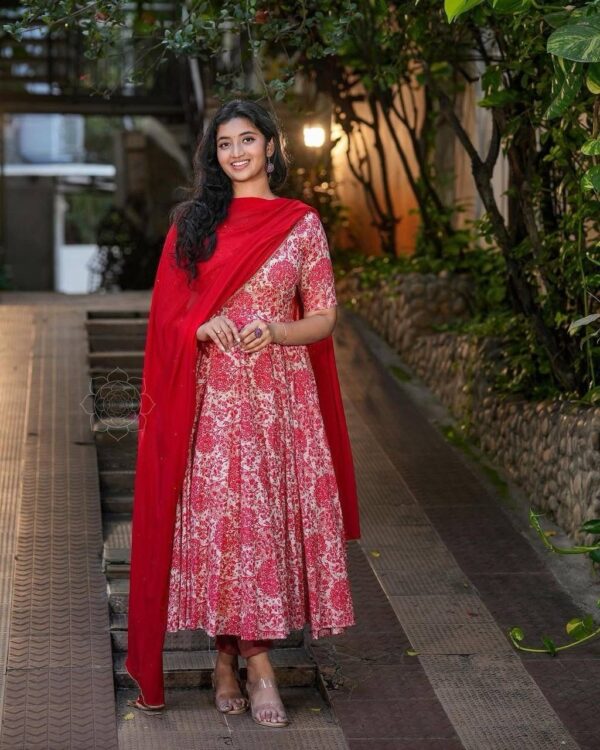 Flower power flower print Grorgett with mirror work dupatta with lace  Flower power flower print Grorgett with mirror work dupatta with lace, Flower power flower print Grorgett with mirror work dupatta with lace surat, Flower power flower print Grorgett with mirror work dupatta with lace new latest catalog, Flower power flower print Grorgett with mirror work dupatta with lace wholesale surat, Flower power flower print Grorgett with mirror work dupatta with lace single, Flower power flower print Grorgett with mirror work dupatta with lace catalog price, Flower power flower print Grorgett with mirror work dupatta with lace salwar suit, Flower power flower print Grorgett with mirror work dupatta with lace dresses, Flower power flower print Grorgett with mirror work dupatta with lace indian salwar suit, Flower power flower print Grorgett with mirror work dupatta with lace dress material flower power flower print grorgett with mirror work dupatta with lace 2 2025 04 25 16 52 42 
                     Flower power flower print Grorgett with mirror work dupatta with lace
                     
                     
                     
                     Specification :
                     
                        
                           
						   
								Product Date:
								25-04-2025
							
                             							
								Name:
								Flower Power Flower Print Grorgett With Mirror Work Dupatta With Lace
							
																					
								Cname:
								Flower Power
							
														
								Brand:
								
							
							
														
								Total Design:
								1 Pcs
							
														
														
								Per Piece Rate:
								INR 599
							
														
														
								Full Catalog Rate:
								INR 599								+ (5 % GST) + Shipping Charge
								
							
														
														
								Weight:
								1 Kg
							
																					
								Moq:
								Minimum 1 Pcs
							
														
														
														
								Type:
								Single Gowns, Single Kurtis
							
														
							
							
														
								Fabric:
								
									Georgette								
							
																																																								
														
														
														
								Other Details:
								launching  ❤️Flower gown with dupatta

❤️🍊❤️🍊❤️🍊❤️🍊❤️
Flower power alert! 🚨
Blossom in style with this flirty floral Grorgett anarkali🥰
Let the delicate petals and vibrant hues weave a story of grace and allure around you. Slay effortlessly and be the envy of every squad!
Snag this beauty! Make it yours and own the spotlight

Febric details:-🥰
flower print Grorgett with mirror work dupatta with lace

Length :- 52 inches🥰

Size:-  M(38)
            L (40)
           Xl (42)
           Xxl (44)
           3xl.(46)

Price :-  599😘

Ready to ship 🚢 
Maltipal pics available