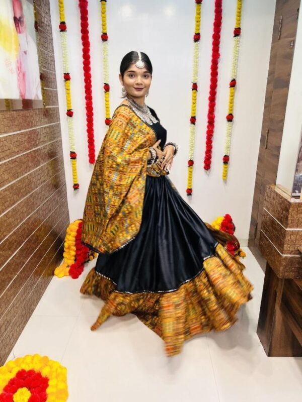 aawiya 7056 navratri special silk fashionable stitch lehenga unstitch choli - Image 6