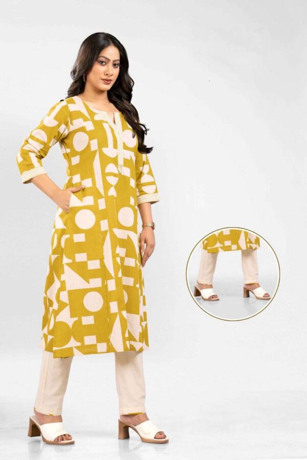 gaabaa - 932   gaabaa 923 cotton flex designer summer wear readymade cord set supplier surat 0 2025 05 29 15 12 16.jpg gaabaa 923 cotton flex designer summer wear readymade cord set supplier surat Catalogue Name : 29th May 2025 Name of Product : gaabaa - 932  No of Design : 16 Piece (MOQ : 1 Set) Product Rate Per Piece : ₹ 599 / Per Piece Product Full Catalogue Rate : ₹ 9584 (GST Extra) Full Catalogue Weight : 10 KG Product Type & Size: M | L | XL | XXL Product Details: 
					 GAABAA D.NO. 923*

Material-: Cotton Flex Print/Plain

Description-: Cotton Flex Co-ord Set With Value Additions And Hand Stitch

Size-: M to XXL

RATE-: 599+Gst 
Combo 
Dispatch 2-3 day