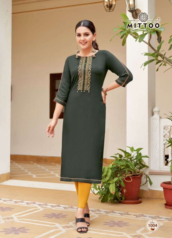 mittoo - riona   mittoo riona 1001 1006 series thread worked casual wear readymade kurti buy wholesale surat 0 2025 05 22 12 39 47.jpg mittoo riona 1001-1006 series thread worked casual wear readymade kurti buy wholesale surat Catalogue Name : 22nd May 2025 Name of Product : mittoo - riona  No of Design : 6 Piece (MOQ : 1 Set) Product Rate Per Piece : ₹ 460 / Per Piece Product Full Catalogue Rate : ₹ 2760 (GST Extra) Full Catalogue Weight : 6 KG Product Type & Size: XXXL Product Details: 
					 Brand Name : MITTOO

Catalog : Riona

Design : 6

Fabric : Heavy Rayon
Work : Thread & Hand Work

Size : 3XL(46)

Rate : 460 / Per pcs +  GST 

Set to set