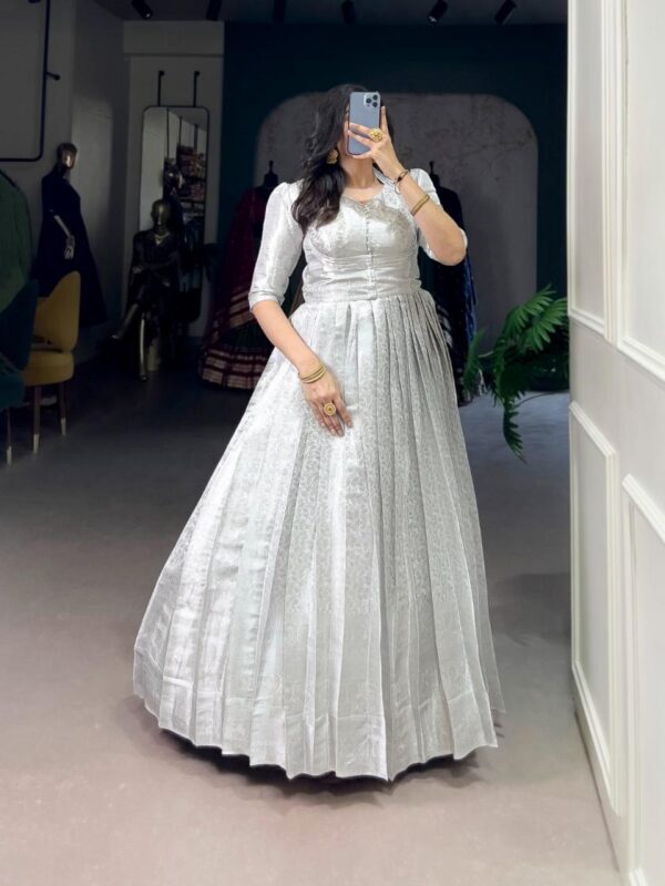 ynf5321 kanjivaram zari weaving work full stitch traditional gown with koti