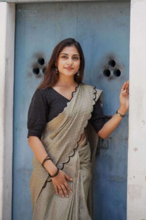 pr ynf7105 Gadhawal Chex Lucknowi Work saree