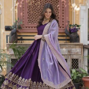 pr clothing ka 1143 readymade star georgette anarkali combo gown with dupatta in wholesale surat