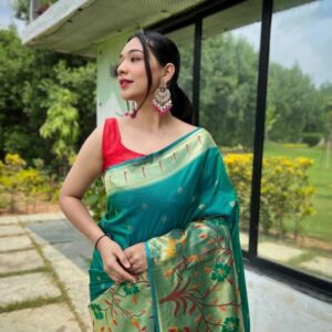 pr gayatri paithani silk luxurious sarees in wholesale surat