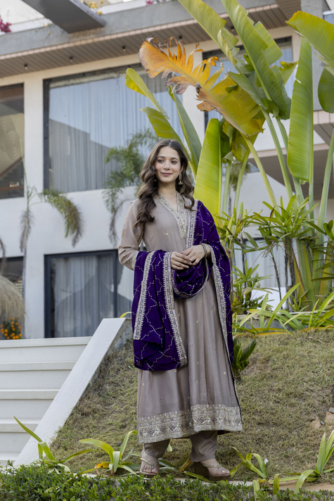 20260408122345.priyanka 0217756420841111852078 Priyanka 02 Vichitra Silk Anarkali Kurti Set Collection Rehmat Boutique Priyanka 02 Vichitra Silk Anarkali Kurti Set Collection Rehmat Boutique