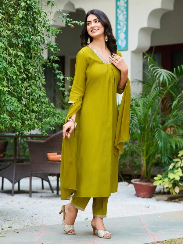 20260516142101.dhruvi 44117789305262114705363 Dhruvi 441 Soft Silk Casual Wear Kurtis Set With Dupatta Affordable Price Rehmat Boutique Dhruvi 441 Soft Silk Casual Wear Kurtis Set With Dupatta Affordable Price Rehmat Boutique