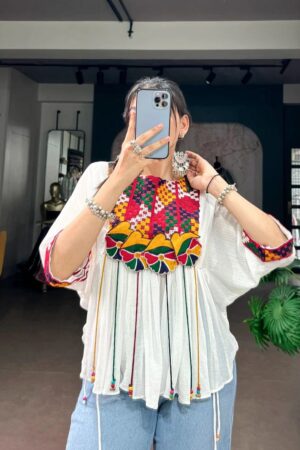 Taraa L 4202 Mirror Handcrafted Navratri Ladies Top Collection Rehmat Boutique