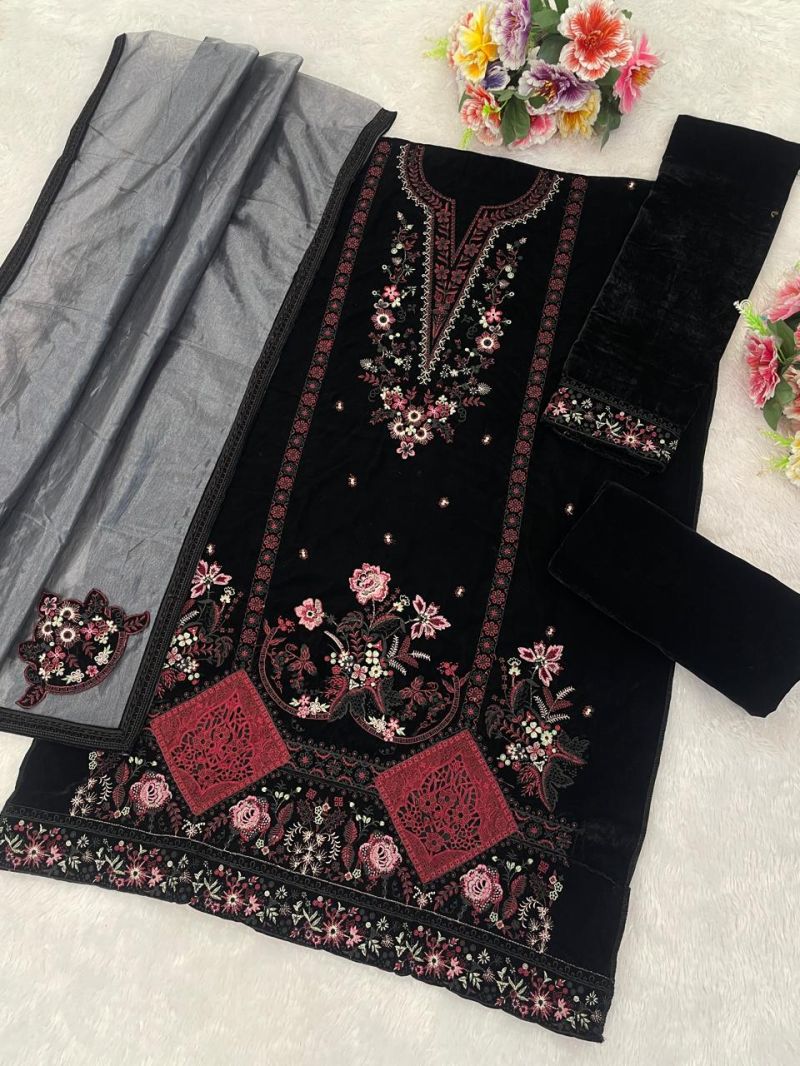 20260718153600.mah e rooh 42261784354747482386570 Mah E Rooh 4226 Velvet Embroidered Pakistani Salwar Kameez Rehmat Boutique Mah E Rooh 4226 Velvet Embroidered Pakistani Salwar Kameez Rehmat Boutique