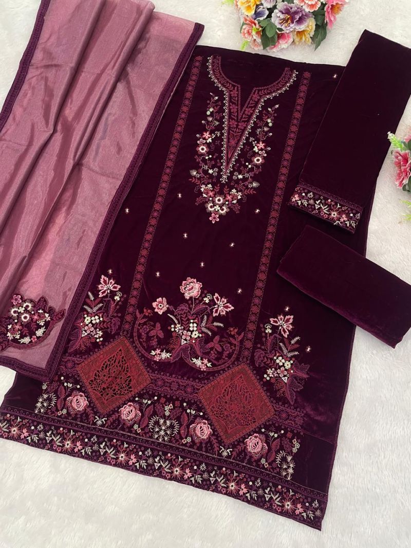 20260718153600.mah e rooh 422617843547482038330627 Mah E Rooh 4226 Velvet Embroidered Pakistani Salwar Kameez Rehmat Boutique Mah E Rooh 4226 Velvet Embroidered Pakistani Salwar Kameez Rehmat Boutique